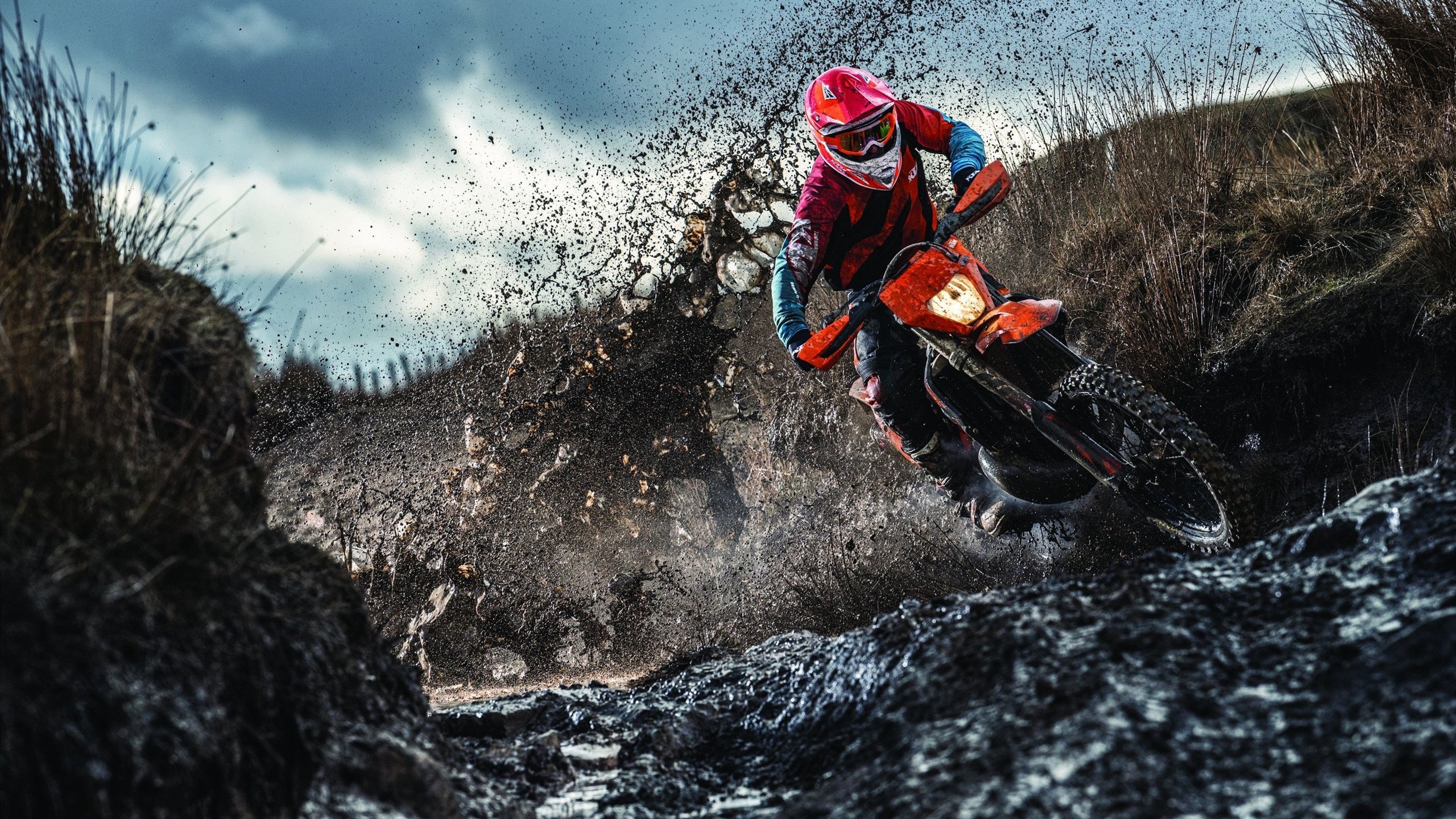 独行侠轻取猛龙，利拉德关键制胜，孤胆英雄的华丽演出