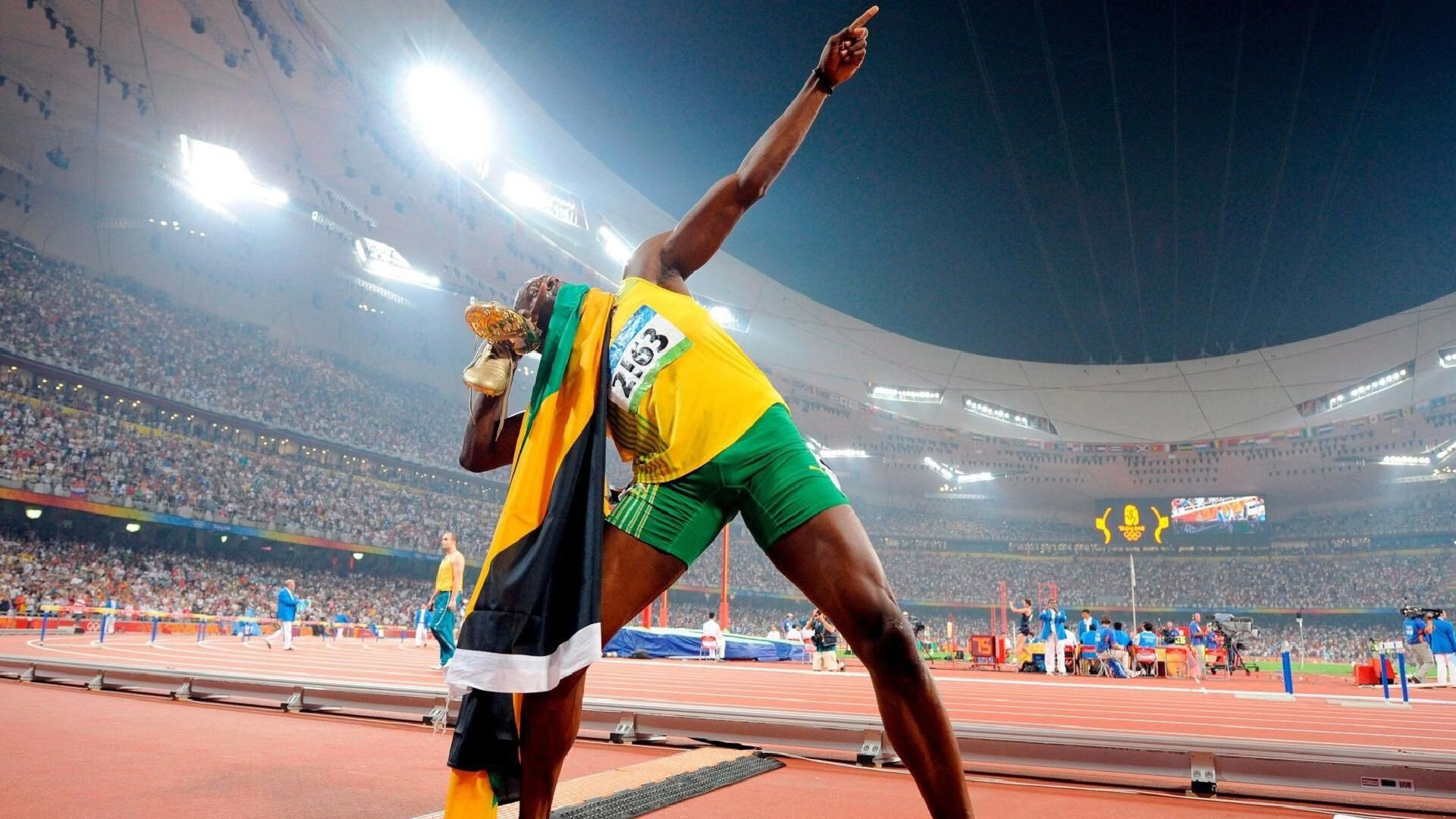 丹麦风暴席卷欧洲杯，碾压德国队创历史，黄鸭组合刷新纪录之夜